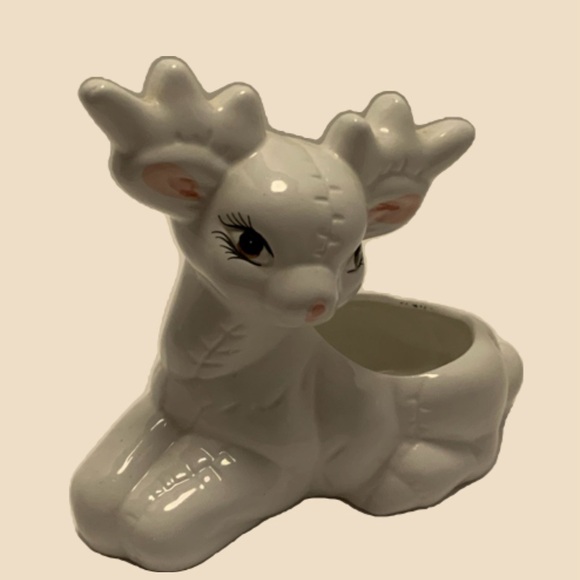 SALE!! Vintage Reindeer Planter - Picture 7 of 15